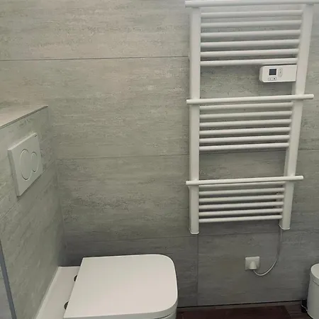 Avec Piscine Apartament *